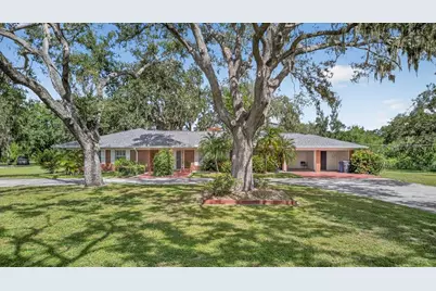 506 3rd Avenue SE, Ruskin, FL 33570 - Photo 1