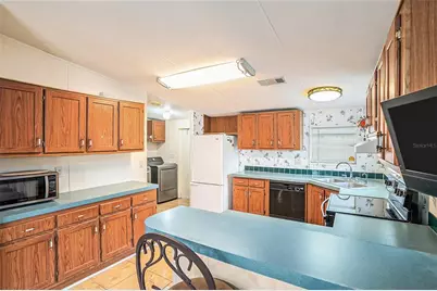 5813 Coventry Drive, Tampa, FL 33615 - Photo 5