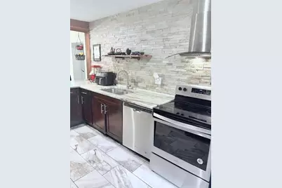 10004 Memorial Highway, Tampa, FL 33615 - Photo 19