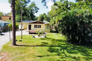 10004 Memorial Hwy, Tampa, FL 33615 - Photo 7