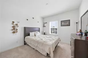 8015 Marbella Crk Ave, Tampa, FL 33625 - Photo 17