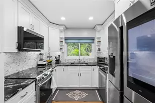 6831 Circle Creek Dr, Pinellas Park, FL 33781 - Photo 13