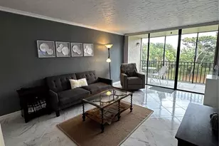 800 Cove Cay Dr, Clearwater, FL 33760 - Photo 9