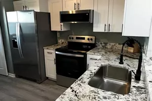 800 Cove Cay Dr, Clearwater, FL 33760 - Photo 3