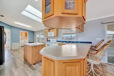 142 S Saint Thomas Circle, Apollo Beach, FL 33572 - Photo 23