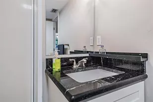 782 Village Lake Terrace N, Saint Petersburg, FL 33716 - Photo 23