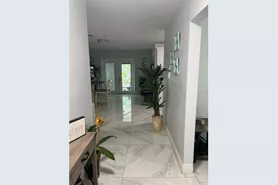 1009 S 70th Street, Tampa, FL 33619 - Photo 7