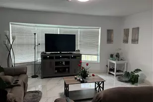 1009 S 70th St, Tampa, FL 33619 - Photo 3