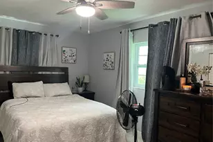 1009 S 70th St, Tampa, FL 33619 - Photo 11