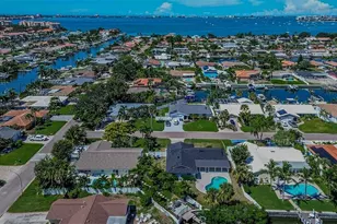 4568 40th St S, Saint Petersburg, FL 33711 - Photo 39