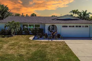 4568 40th St S, Saint Petersburg, FL 33711 - Photo 1