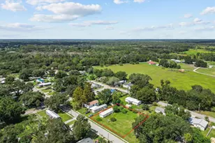 636 3rd St, Polk City, FL 33868 - Photo 3