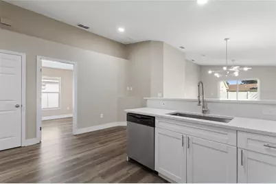 2416 N Crystal Lake Drive, Lakeland, FL 33801 - Photo 17