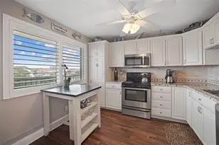 1581 Gulf Blvd, Clearwater Beach, FL 33767 - Photo 3