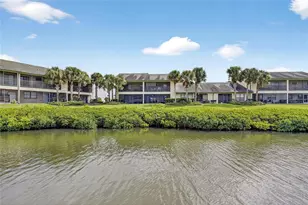 620 Yardarm Dr, Apollo Beach, FL 33572 - Photo 39