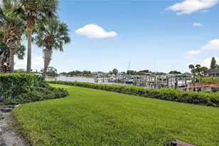 620 Yardarm Dr, Apollo Beach, FL 33572 - Photo 33