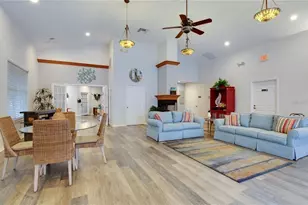 1200 Country Club Dr, Largo, FL 33771 - Photo 35
