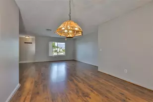 206 Sola Ln, Sun City Center, FL 33573 - Photo 13
