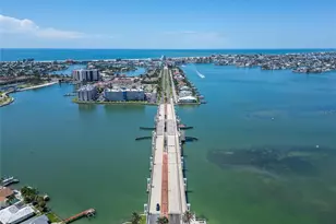 10178 Gulf Blvd, Treasure Island, FL 33706 - Photo 25