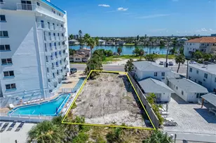 10178 Gulf Blvd, Treasure Island, FL 33706 - Photo 9