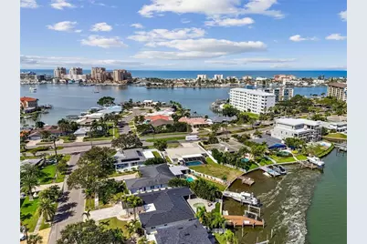 320 Palm Island NE, Clearwater Beach, FL 33767 - Photo 67