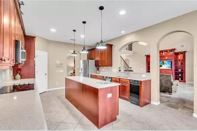 10561 Bermuda Isle Drive, Tampa, FL 33647 - Photo 5