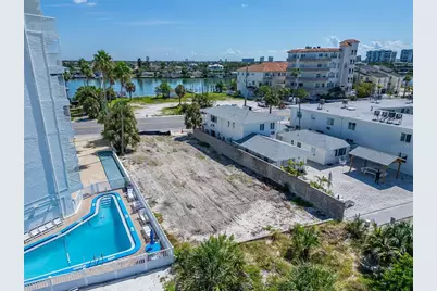 10178 Gulf Boulevard, Treasure Island, FL 33706 - Photo 9