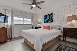 11975 3rd St E, Treasure Island, FL 33706 - Photo 19