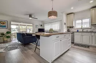 11975 3rd St E, Treasure Island, FL 33706 - Photo 7