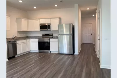 6157 Daerr Ridge Street, Zephyrhills, FL 33542 - Photo 7