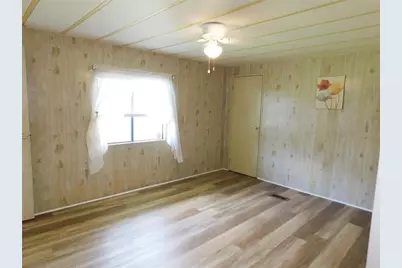 38723 Vulcan Circle, Zephyrhills, FL 33542 - Photo 17