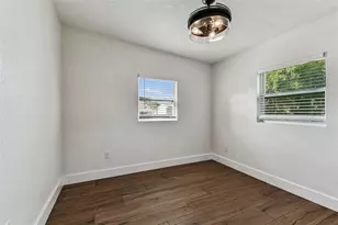 1734 Maiden Ln, Largo, FL 33774 - Photo 33