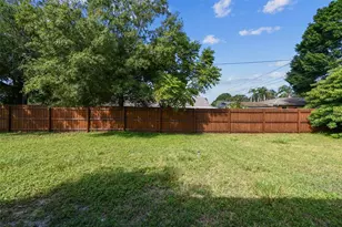 1734 Maiden Ln, Largo, FL 33774 - Photo 5