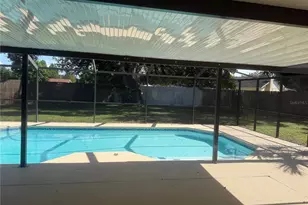 5207 Burr Pl, Seffner, FL 33584 - Photo 17