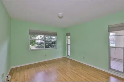 1908 Canterbury Lane #20, Sun City Center, FL 33573 - Photo 13