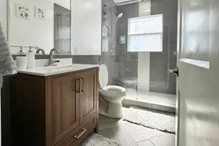 17734 1st St E, Redington Shores, FL 33708 - Photo 17