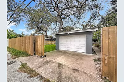 6251 2nd Avenue S, Saint Petersburg, FL 33707 - Photo 61