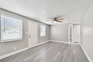 3704 Oakhurst Dr, Holiday, FL 34691 - Photo 3