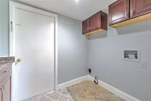 3904 Sweetleaf Dr, Brandon, FL 33511 - Photo 35