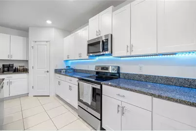 9919 Aqua Miles Path, Wesley Chapel, FL 33545 - Photo 11