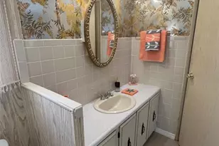 11300 124th Ave, Largo, FL 33778 - Photo 23
