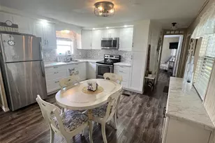 11300 124th Ave, Largo, FL 33778 - Photo 9