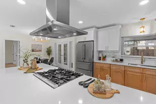 4631 W Sunset Blvd, Tampa, FL 33629 - Photo 17