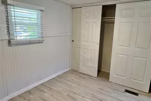 333 Mt Richmond Ave NE, Saint Petersburg, FL 33702 - Photo 15