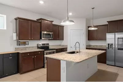 12735 Eastpointe Drive, Dade City, FL 33525 - Photo 17