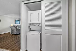 7600 Sun Island Dr S, South Pasadena, FL 33707 - Photo 11