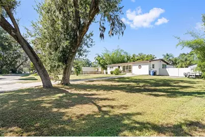 2010 Lee Drive, Valrico, FL 33594 - Photo 3