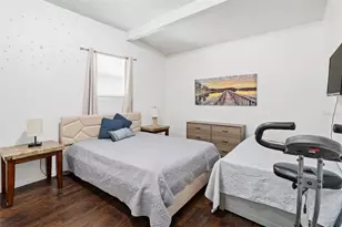 2010 Lee Dr, Valrico, FL 33594 - Photo 17