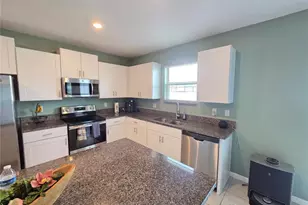 11916 Wild Daffodil Ct, Riverview, FL 33579 - Photo 13