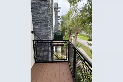 4810 W McElroy Avenue W #2, Tampa, FL 33611 - Photo 9